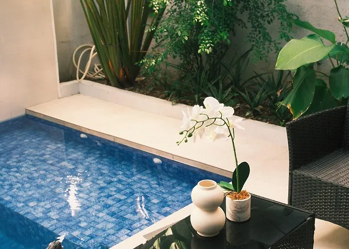 Casa Bonifacio Luxury Pool And Rooftop * Manila