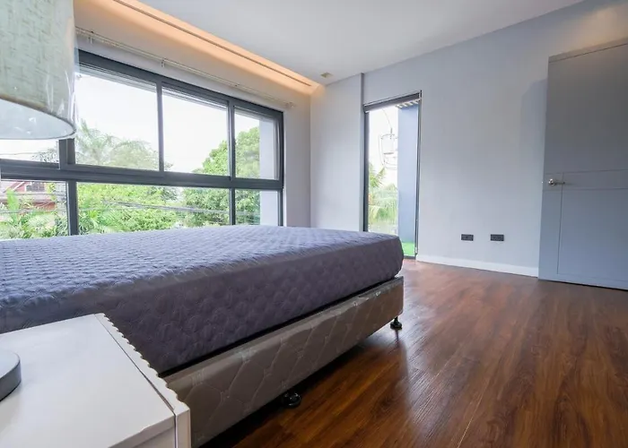 Casa Bonifacio Luxury Pool And Rooftop *