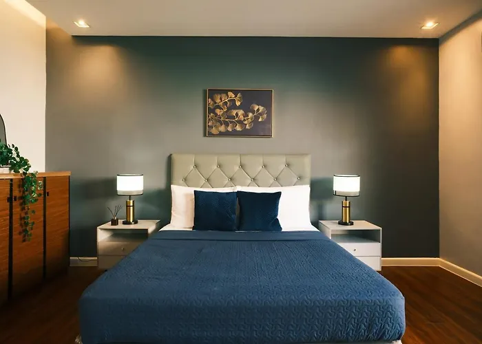 Casa Bonifacio Luxury Pool And Rooftop Villa